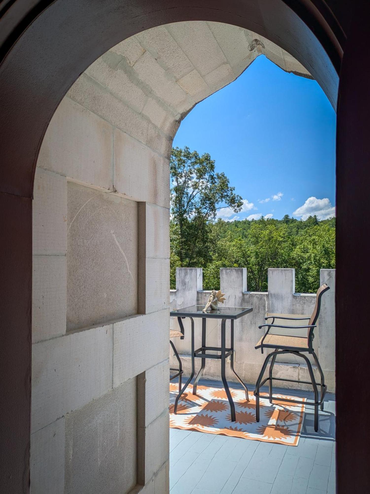 Duke Chamber