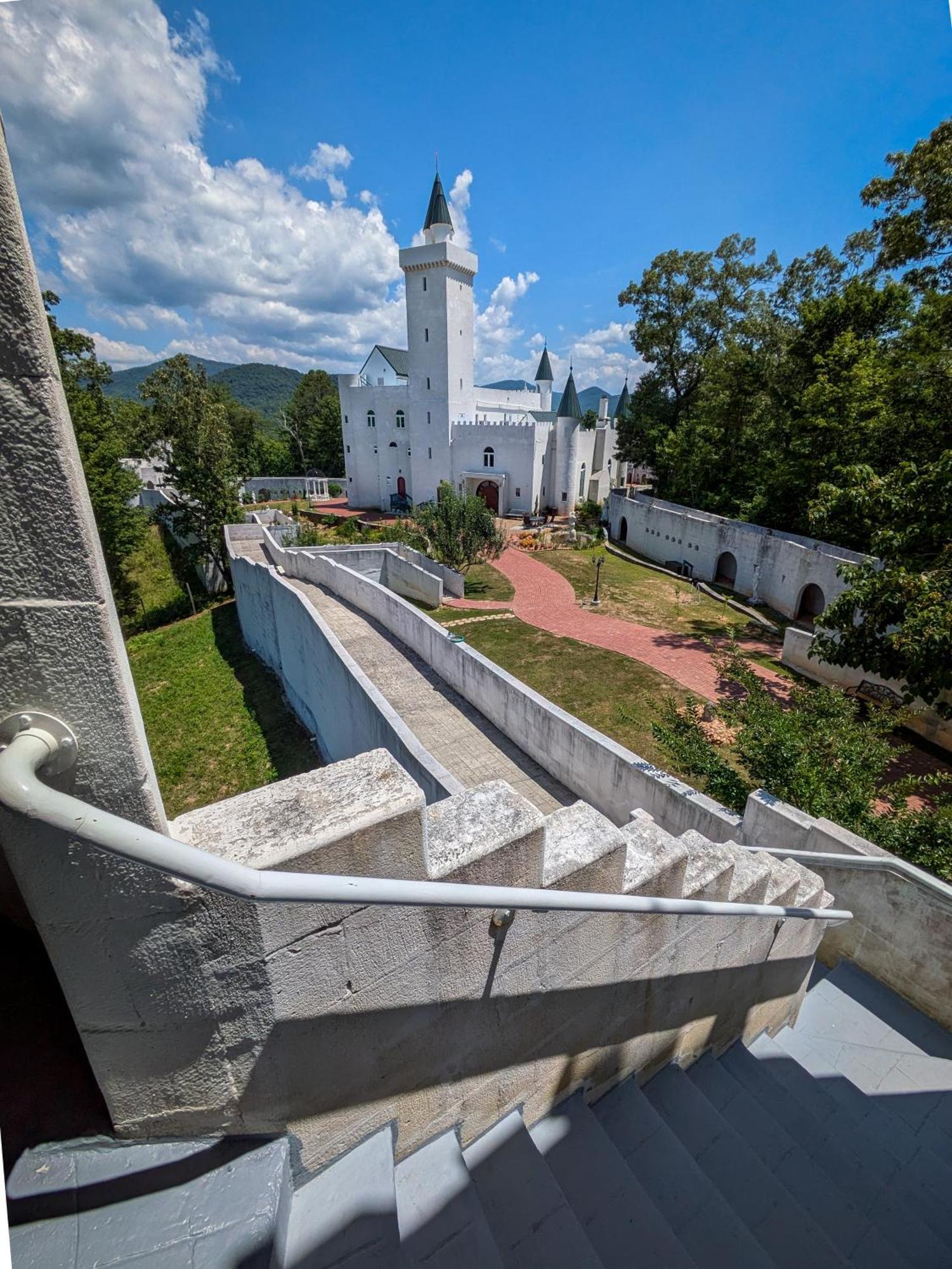 Duke Chamber