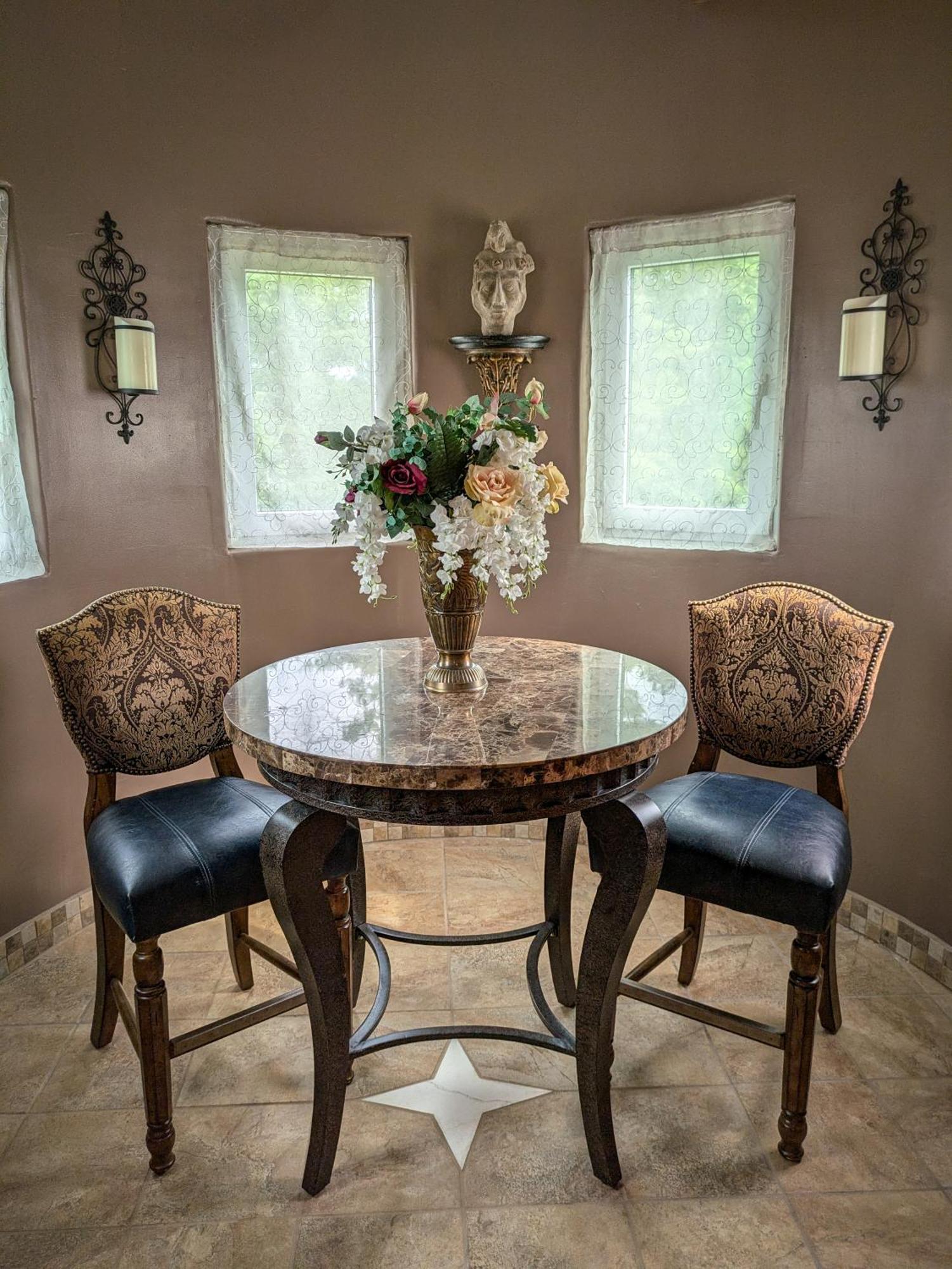 Duchess Chamber